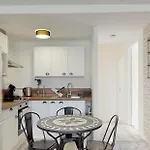 Le Break - Centre Apartment *